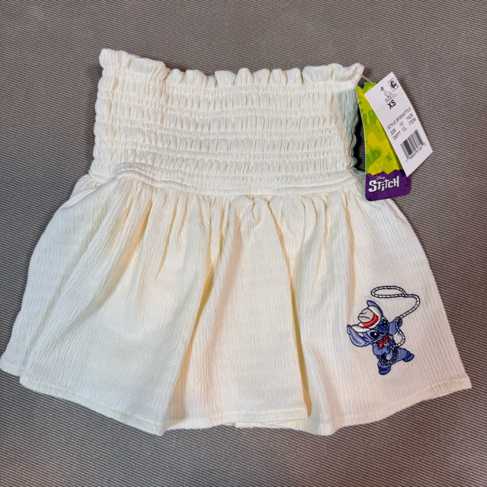 Disney Stitch Girls XS(4-5)  Cream Smocked Waist Skort